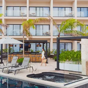 4* Hotel Hive By G