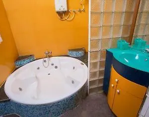 https://vrindavan-retreat.kerala-hotels.net